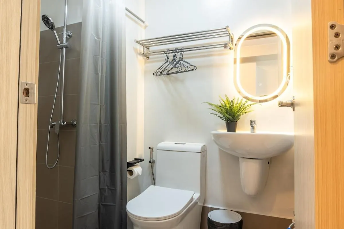 Apartment Cozy Hmlet Manila, Near Poblacion Makati Nightlife, Free Pool & Gym Access Philippines
