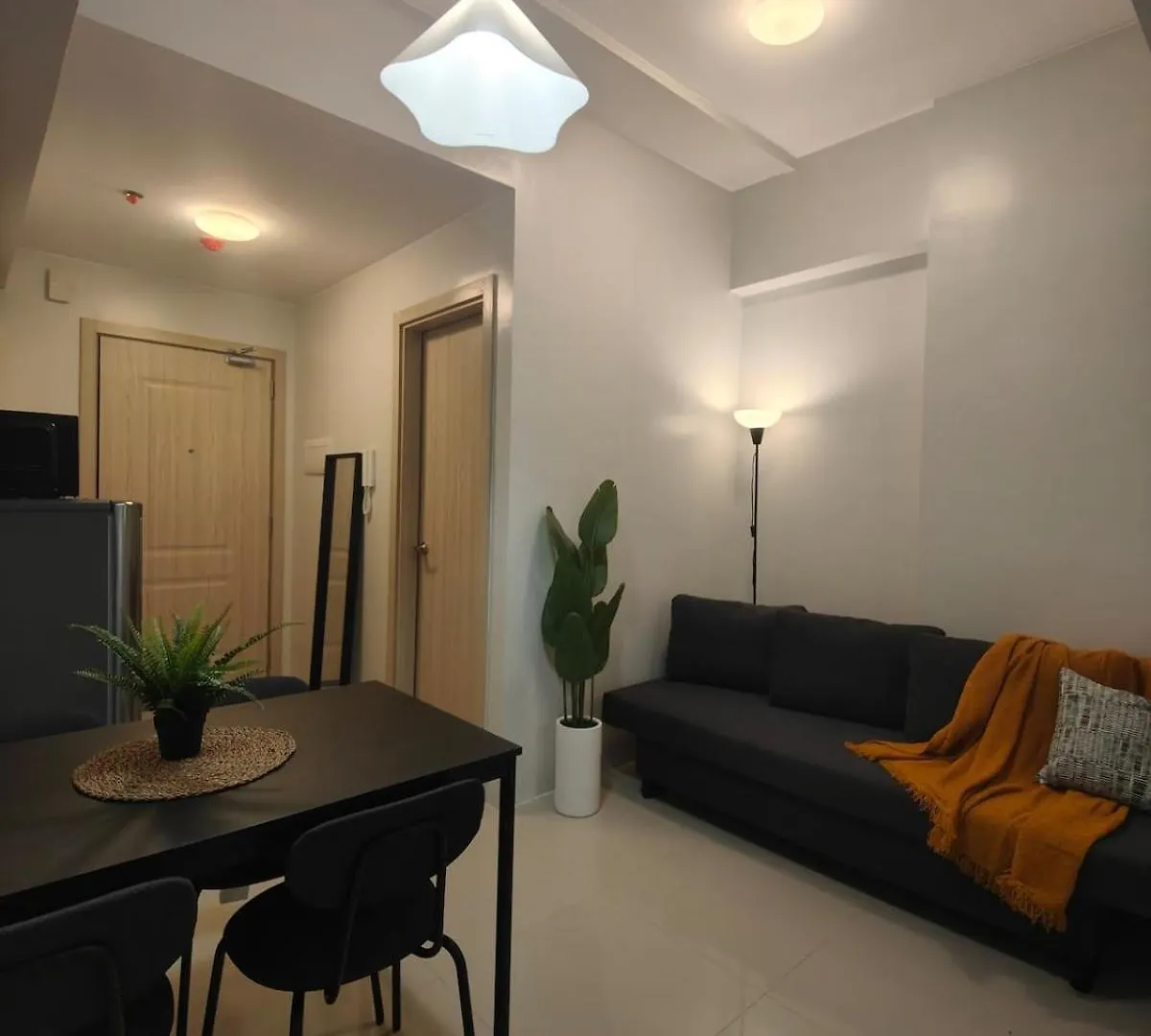 Cozy Hmlet Manila, Near Poblacion Makati Nightlife, Free Pool & Gym Access Apartment
